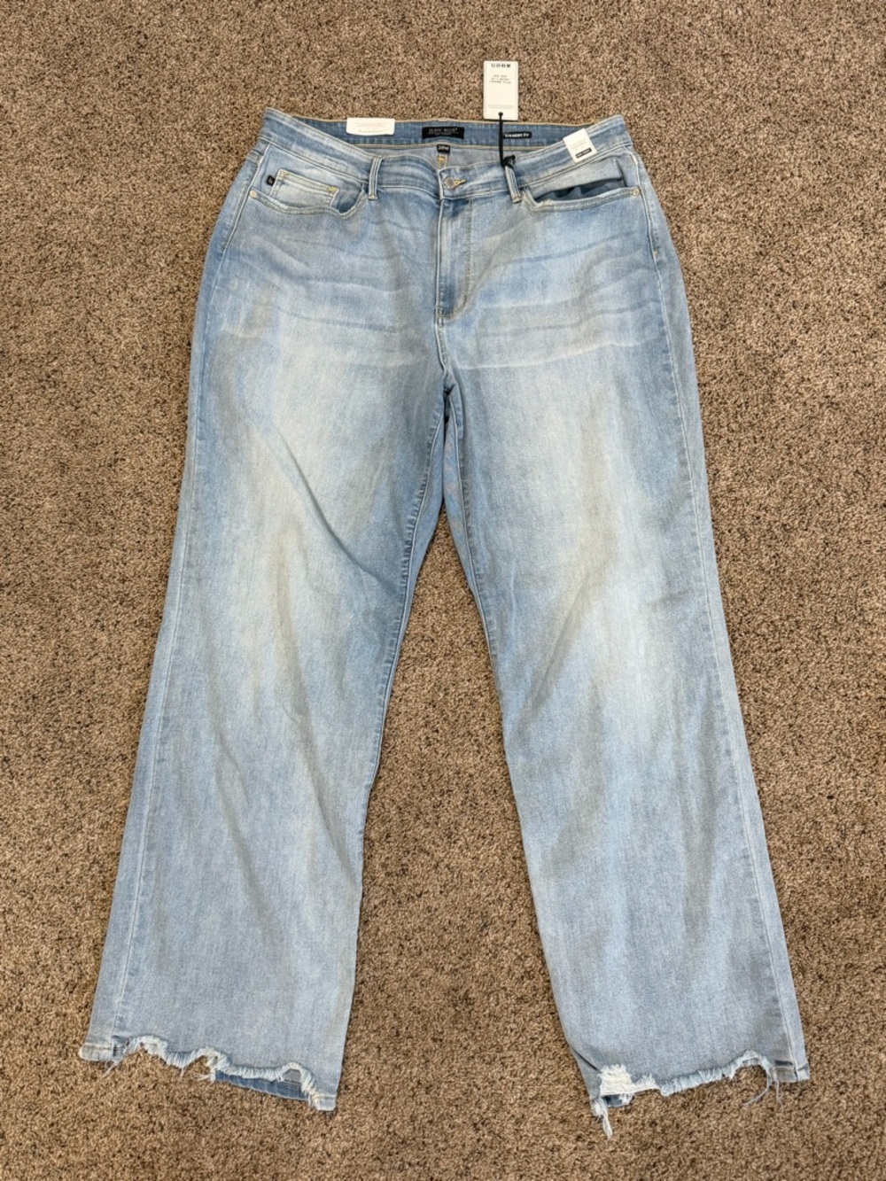 Judy Blue Light Wash Straight-Leg Jeans with Raw Hem